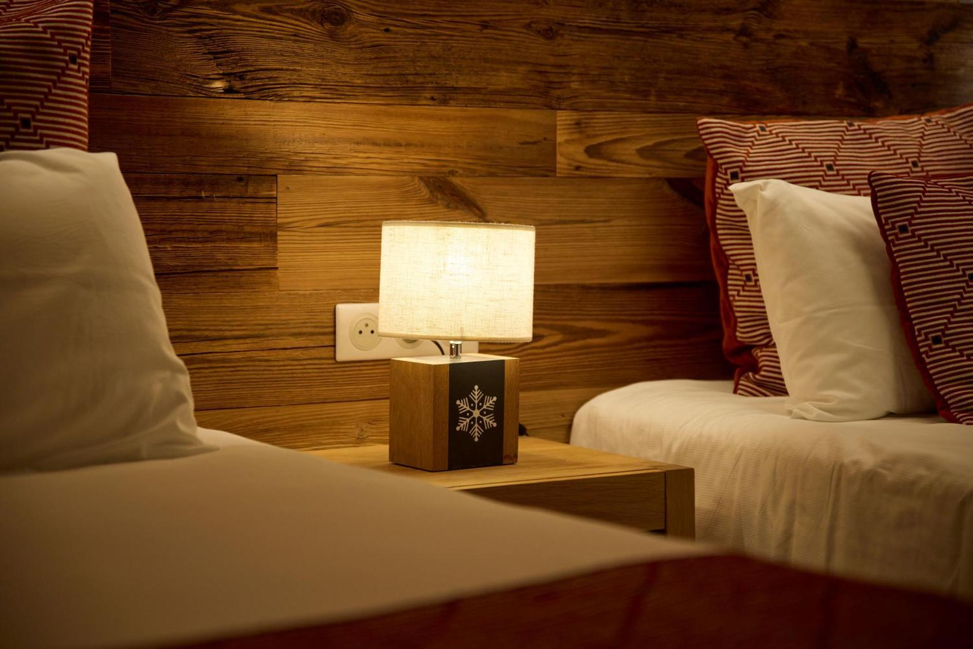 Hotel Le Grand Tetras Font-Romeu-Odeillo-Via Exterior photo