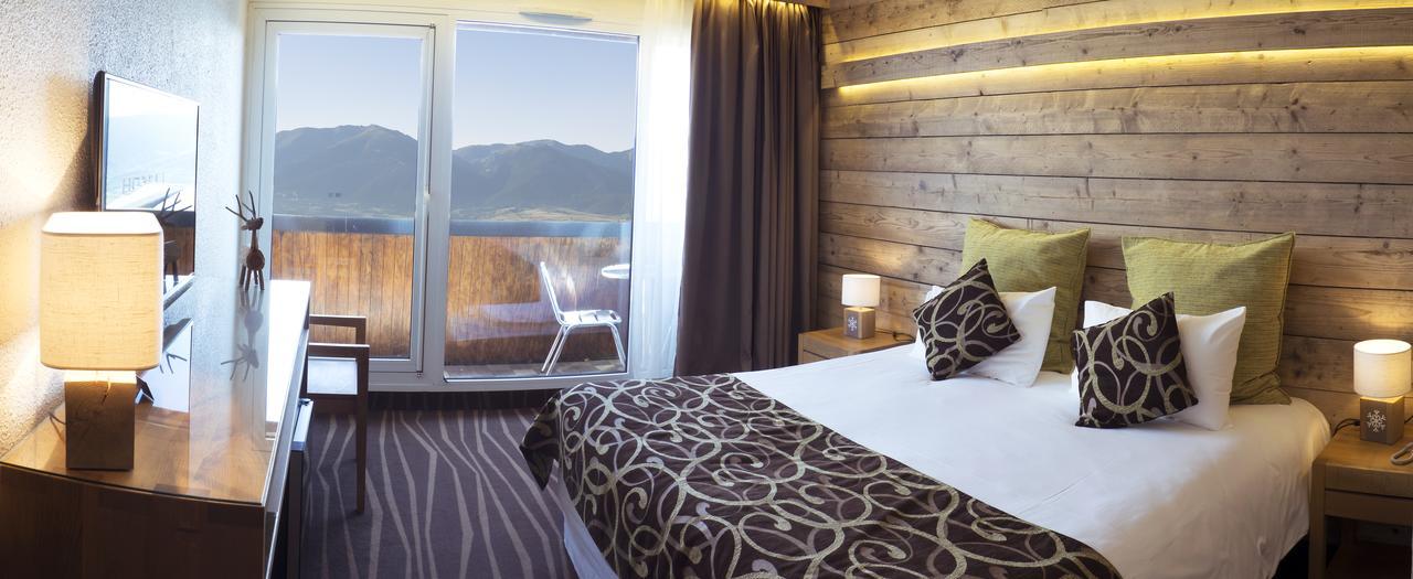Hotel Le Grand Tetras Font-Romeu-Odeillo-Via Exterior photo